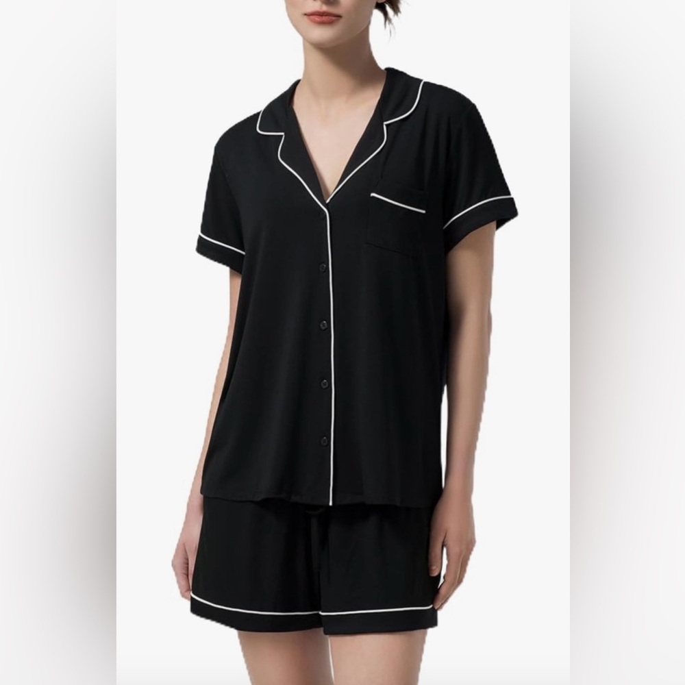 Dream Valley - Women's Black Short Sleeve Pajama Set Button Down Size Medium